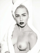 Miley Cyrus Topless W Magazine Marzo 2014